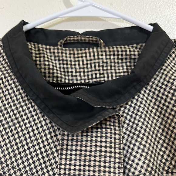 Fleet Street Vintage black/ white checked jacket with winter liner. Size 12 - Picture 3 of 11